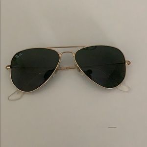 Ray Ban Aviator Sunglasses (RB 3044)